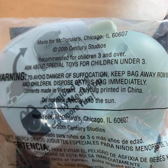 2021 McDONALD'S Ron's Gone Wrong HAPPY MEAL Toy Gamer B Bot NIP - Picture 5 of 5